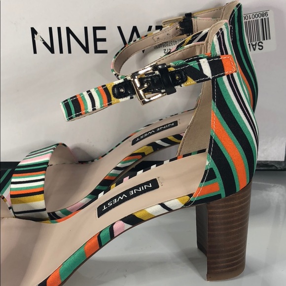 [167] Nine West Sandals White Floral  6.5 M - Picture 7 of 8